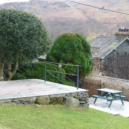 Modern Holiday In With Private Garden *